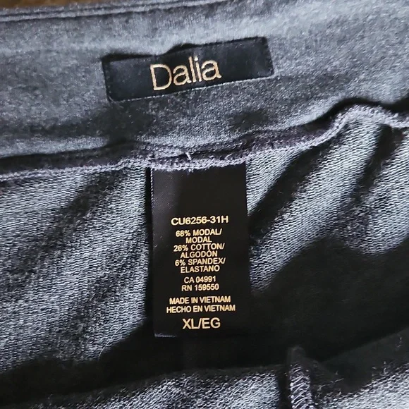 Dalia Charcoal Pants - Picture 2 of 5